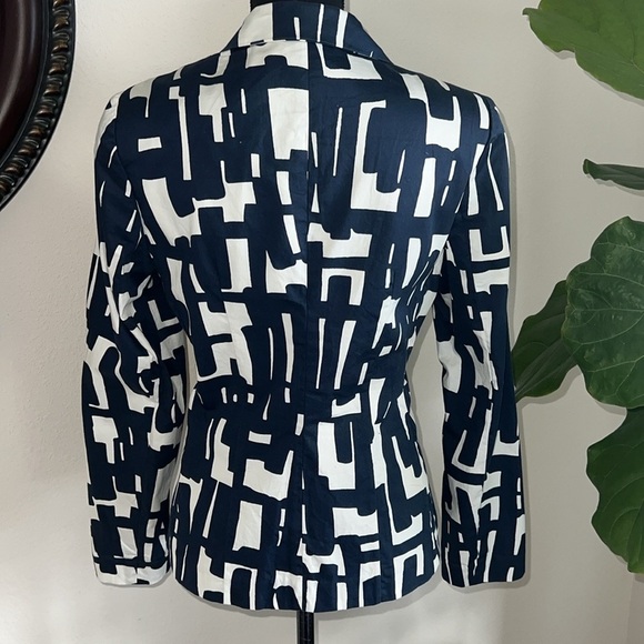 Paperwhite by Anthropologie Woman’s Blue White Geometric Single Breast Blazer 8 - Picture 4 of 13